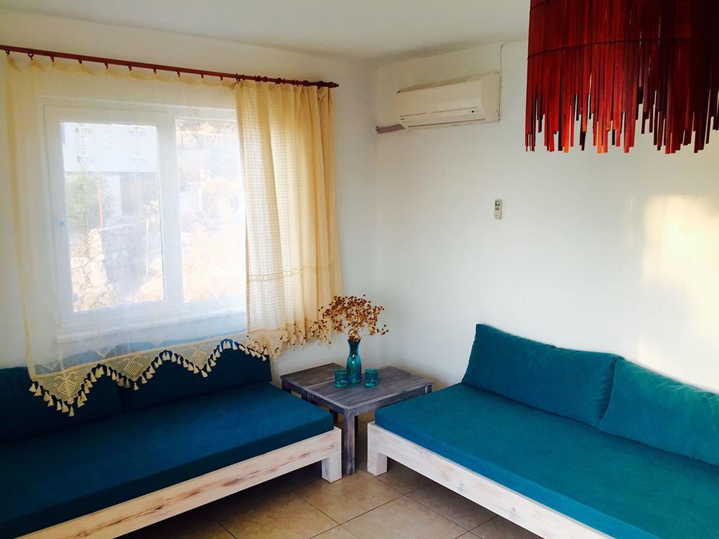 Derin Apart Aparthotel Bozburun Bilik gambar
