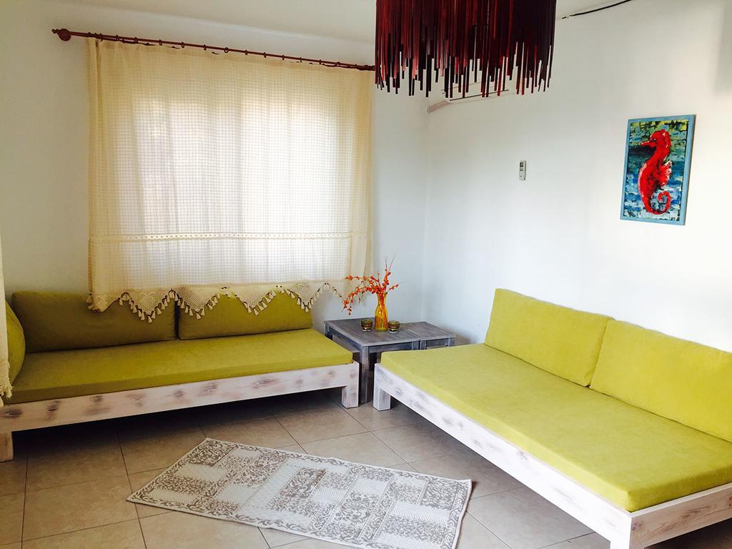 Derin Apart Aparthotel Bozburun Bilik gambar